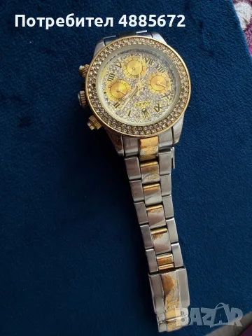 Продавам оригинален rolex купен е преди 5 години има изстрити места може да ги видите на снимка , снимка 3 - Дамски - 56128652