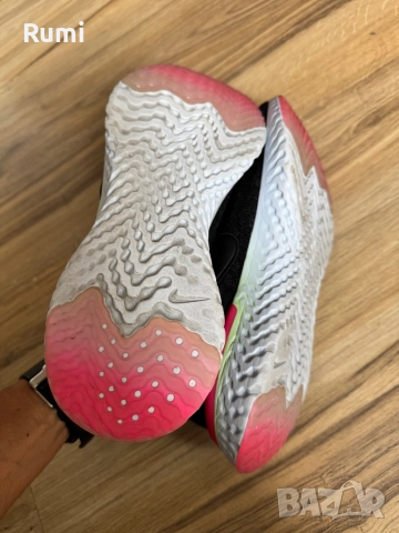 Оригинални спортни маратонки React Flyknit 2! 41 н, снимка 8 - Маратонки - 51229066