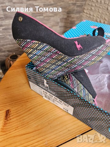 Страхотни обувки с отворени пръсти  Babycham 