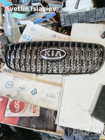 Решетка пред радиатора на Киа Пиканто (07-11) 