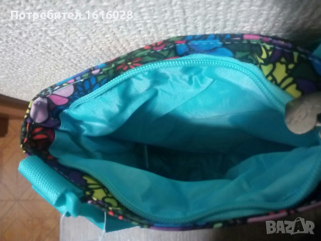 Нова Детска чантичка Hablando Sola, снимка 7 - Раници - 36329122