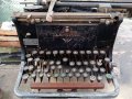 Стара пишеща машина, снимка 2