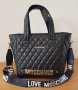 Голяма Черна чанта/реплика  Moschino DP357, снимка 1 - Чанти - 40571040