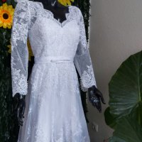 къса булчинска сватбена рокля с ръкави, снимка 1 - Сватбени рокли - 39215906