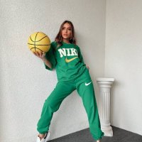 ЛИКВИДАЦИЯ - от 66лв за 45лв - Дамски екип / комплект NIKE !!!, снимка 2 - Спортни екипи - 39635185