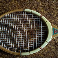 Предлагам на колекционерите на тенис пособия /комплект/ от две тенис ракети с калъф, снимка 2 - Тенис - 44150693