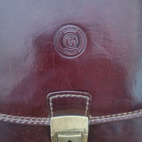 Продавам луксозна бизнес чанта от естествена кожа GIUDI ИТАЛИЯ , снимка 3 - Чанти - 44921298
