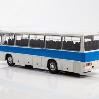 Умален модел на автобус Ikarus-256, в мащаб 1:43, снимка 2 - Колекции - 35981600