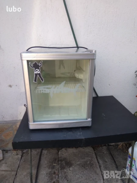 Хладилна витрина , снимка 1
