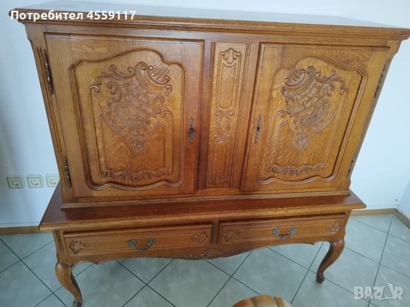 Ретро шкаф в стил луи XV, снимка 1