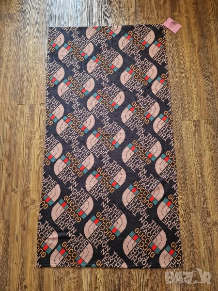 Страхотна плажна хавлия THE NORTH FACE & GUCCI голям размер 150см х 80см , нова с етикет , снимка 1