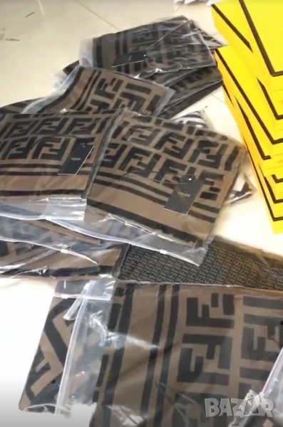 шал fendi, снимка 1