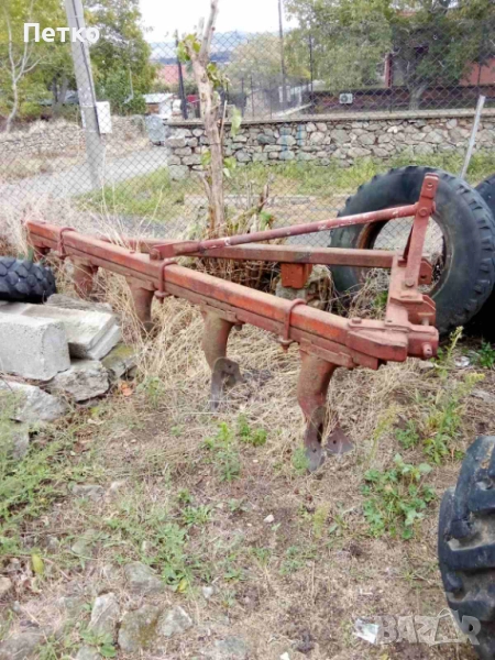 Плуг и култиватор, снимка 1