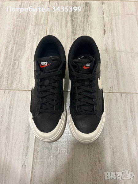 Дамски маратонки Nike, снимка 1