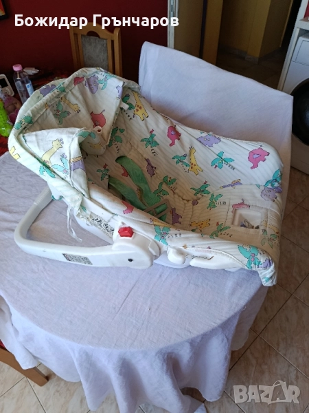 Столче за кола и носене., снимка 1