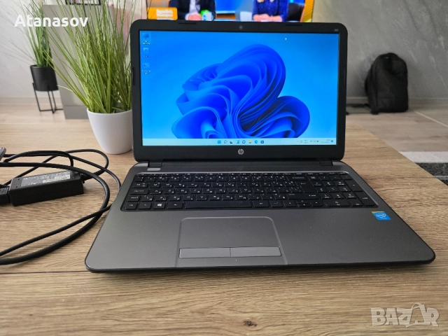 лаптоп HP 250 G3, ram 8gb, ssd 240gb.
