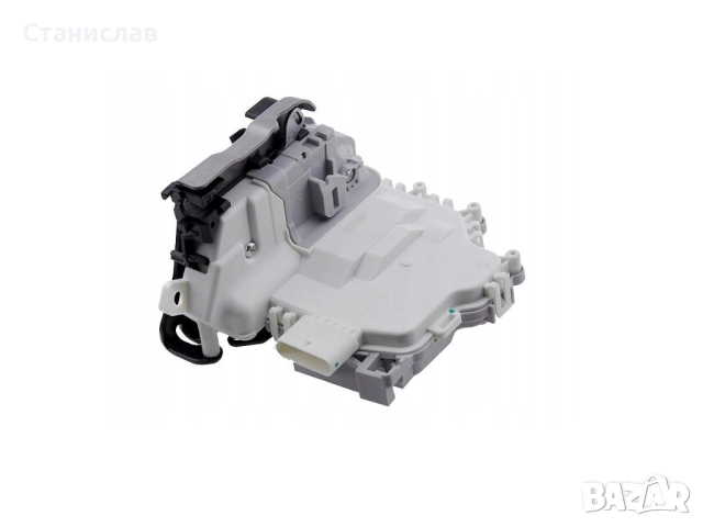 Брава за предна дясна врата за Audi A3 8V