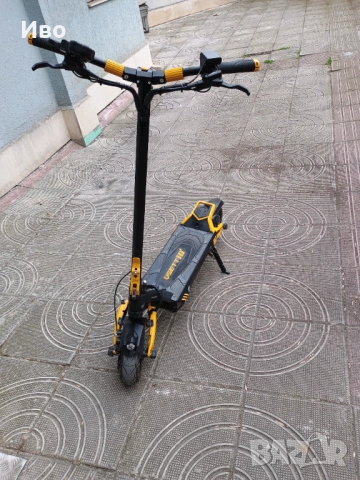 Тротинетка VSETT10+, снимка 3 - Скутери и тротинетки - 53453328