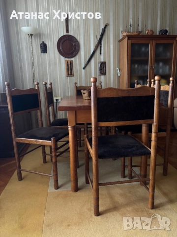 Трапезни столове