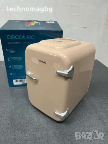 Мини хладилник Cecotec Bolero MiniCooling 4L , 12V / 220V, снимка 3 - Хладилници - 52184511