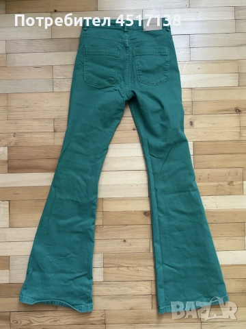 Зелени дънки Bershka, снимка 2 - Дънки - 55800891