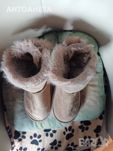 Продавам дамски боти топли , снимка 3 - Дамски боти - 51960110