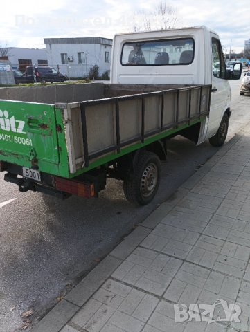 Mercedes 208,бордови, снимка 3 - Камиони - 52682372