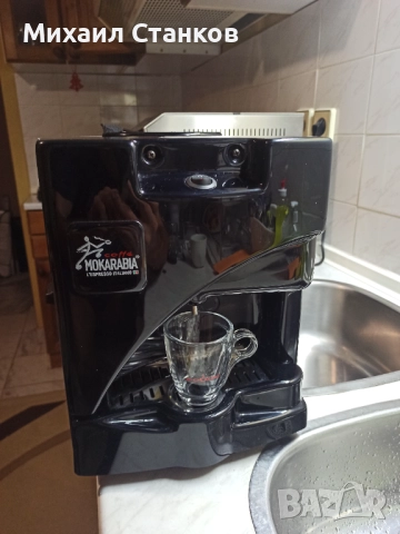 Кафе машина за капсули