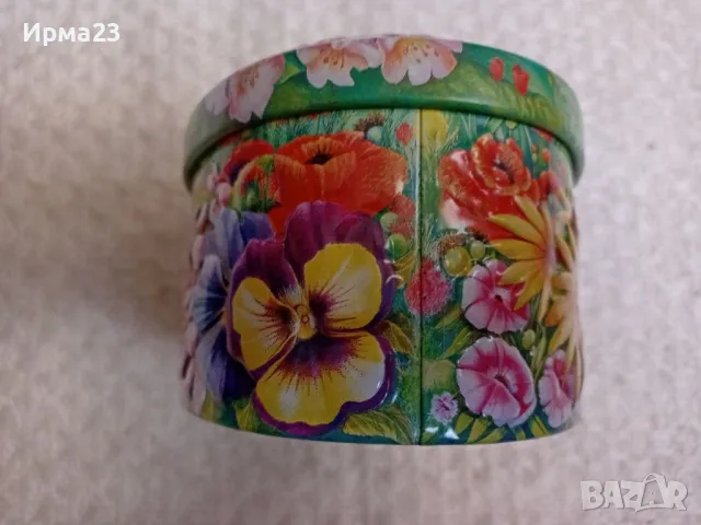 Кутия за бижута, снимка 1