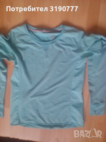 Оригнална блуза Nike Dri-Fit runing (S) Като нова, снимка 5 - Спортни дрехи, екипи - 40496851