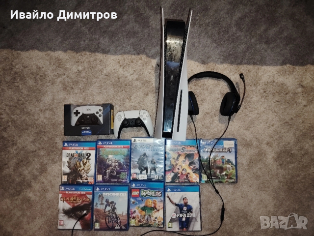 ps5 slim със 9 игри, 2 нови контролера и слушалки hyperx. 