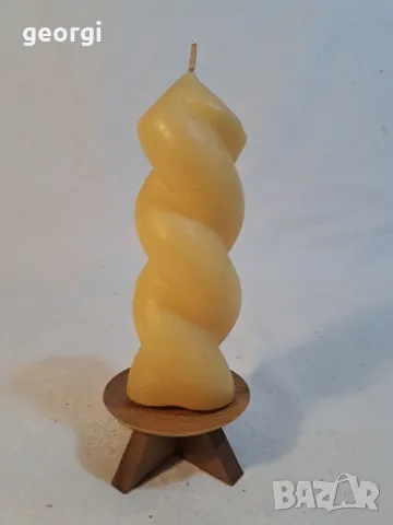 дървен свещник с декоративна свещ 20/4, снимка 2 - Декорация за дома - 49149348