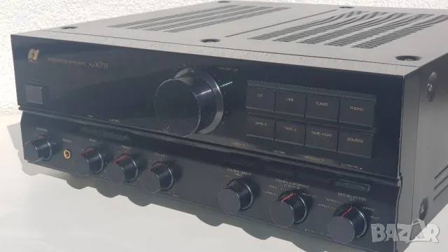 Аудиофилски усилвател Sansui AU-X711 , снимка 1 - Ресийвъри, усилватели, смесителни пултове - 49289292