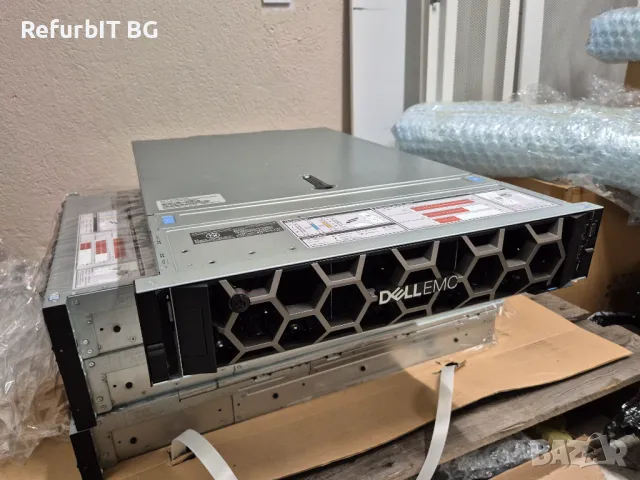 Dell R740xd сървър 16x 3.5" LFF + 4x 2.5" SFF,2x Gold 6140,0Gb RAM,релси,caddy,преден панел, снимка 2 - Работни компютри - 48500542