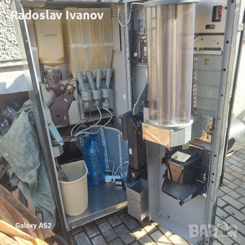 Продавам тези две вендинг машини, снимка 3 - Вендинг машини - 55974574
