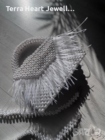 Дамска чанта от перли пера и кристали, снимка 8 - Чанти - 52502098