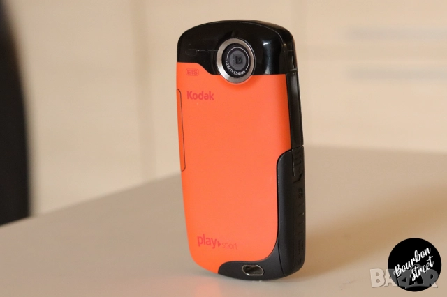 Kodak Playsport ZX3 - 1080p f/2.8 Екшън Камера + Подарък 8GB Eye-Fi карта, снимка 2 - Камери - 52289289
