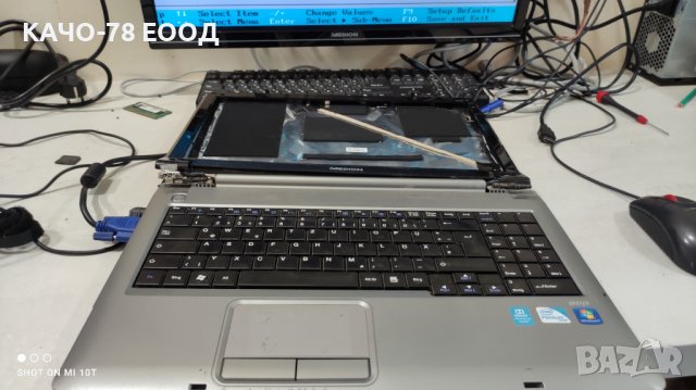 Лаптоп Medion E5218, снимка 2 - Части за лаптопи - 41853935