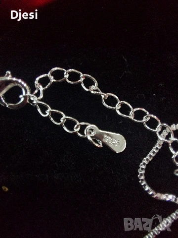 Кутия сърце с декоративни рози и сребърно колие, снимка 5 - Колиета, медальони, синджири - 53226856