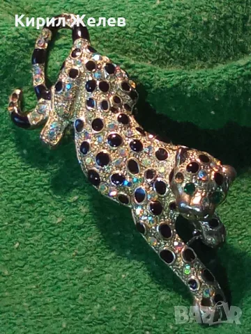 СРЕБРИСТА ФИГУРАЛНА ЕМАЙЛИРАНА МЕТАЛНА БРОШКА ЛЕОПАРД с ЦВЕТНИ КРИСТАЛИ и БЯЛА ПОЗЛАТА 45663, снимка 16 - Други - 46219832