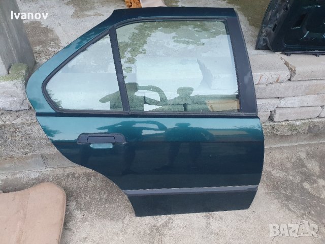 Задна дясна врата за бмв е36 седан Boston grun 275
