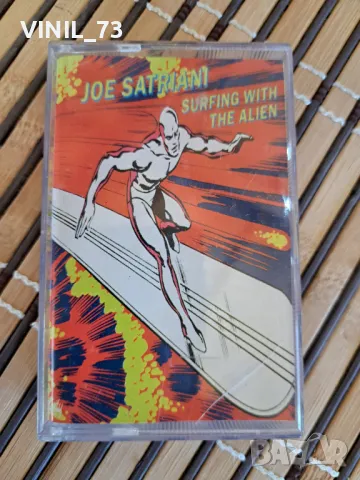 Joe Satriani – Surfing With The Alien