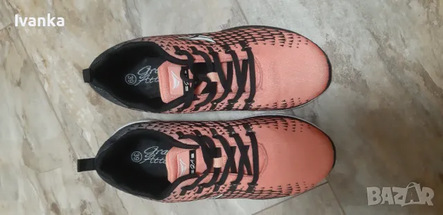 Дамски маратонки , снимка 3 - Маратонки - 50050021