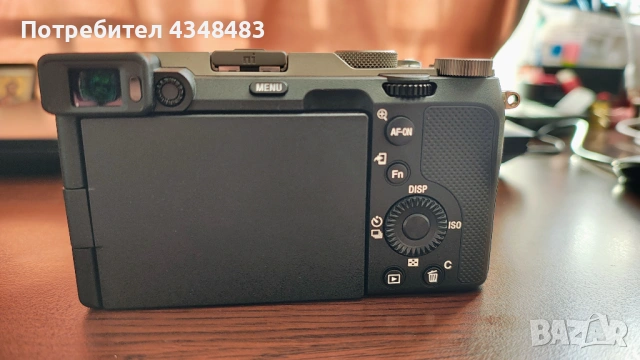 Фотоапарат Sony a7c сребрист, снимка 7 - Фотоапарати - 53531103