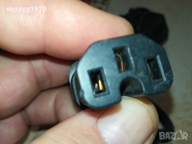 ОРИГИНАЛЕН ЗАХРАНВАЩ КАБЕЛ 220В СЪС СПЕЦИФИЧНА ЗАСАЕКА 1911251036, снимка 2 - Други - 52463314