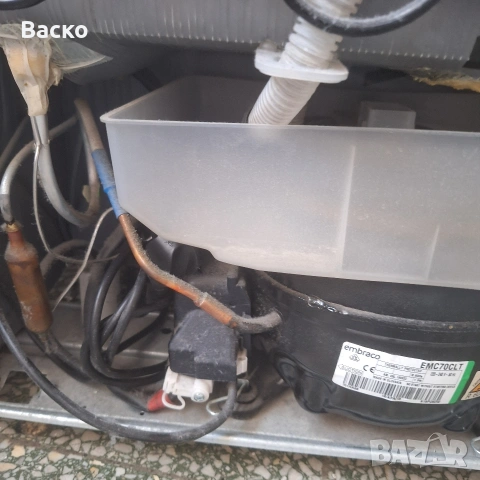 Продавам хладилник от марката Whiripool BSNF 9452 OX за части, снимка 12 - Хладилници - 53148170