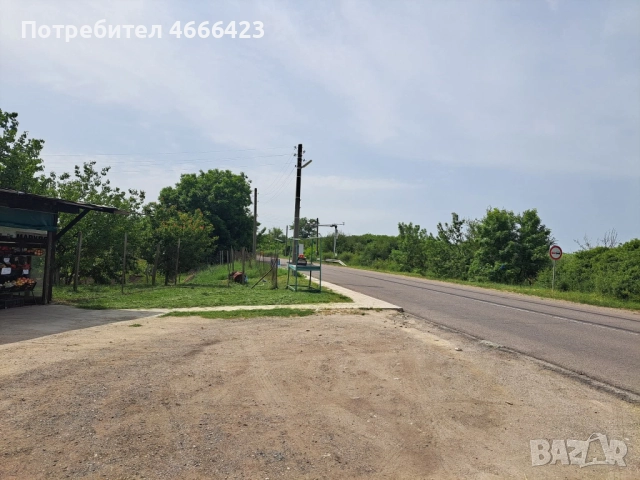 Собственик продава двуетажна масивна къща с три самостоятелни парцела и разработен бизнес , снимка 13 - Къщи - 52621406