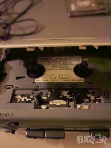 Aiwa  TX-706 reverse уокмен, снимка 2 - Радиокасетофони, транзистори - 41015155