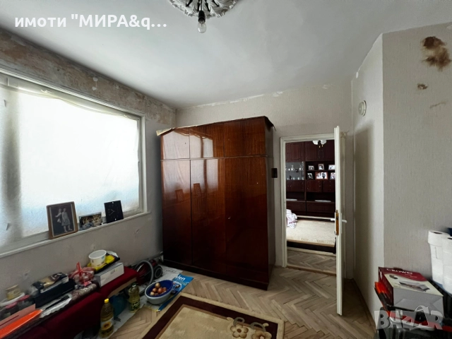 Просторен тристаен апартамент с мазе и таванско помещение в кв.Куба, гр.Хасково, снимка 4 - Апартаменти - 51769317