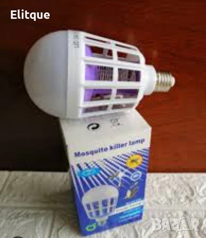 LED крушка против комари с адаптор за стена